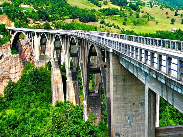 Djurdjevica Tara River Bridge